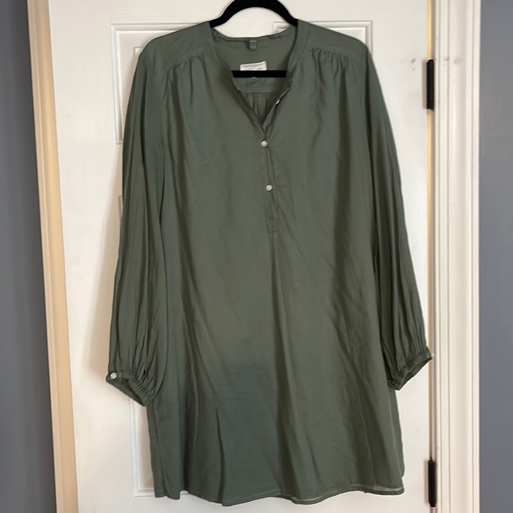 Lou & Grey dress